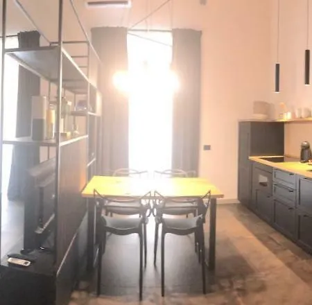 Ferrara 20 *