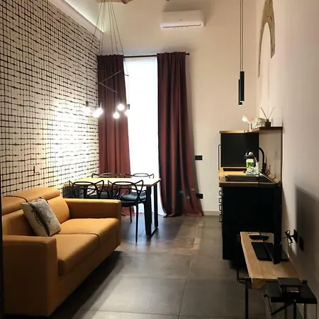 Ferrara 20 *